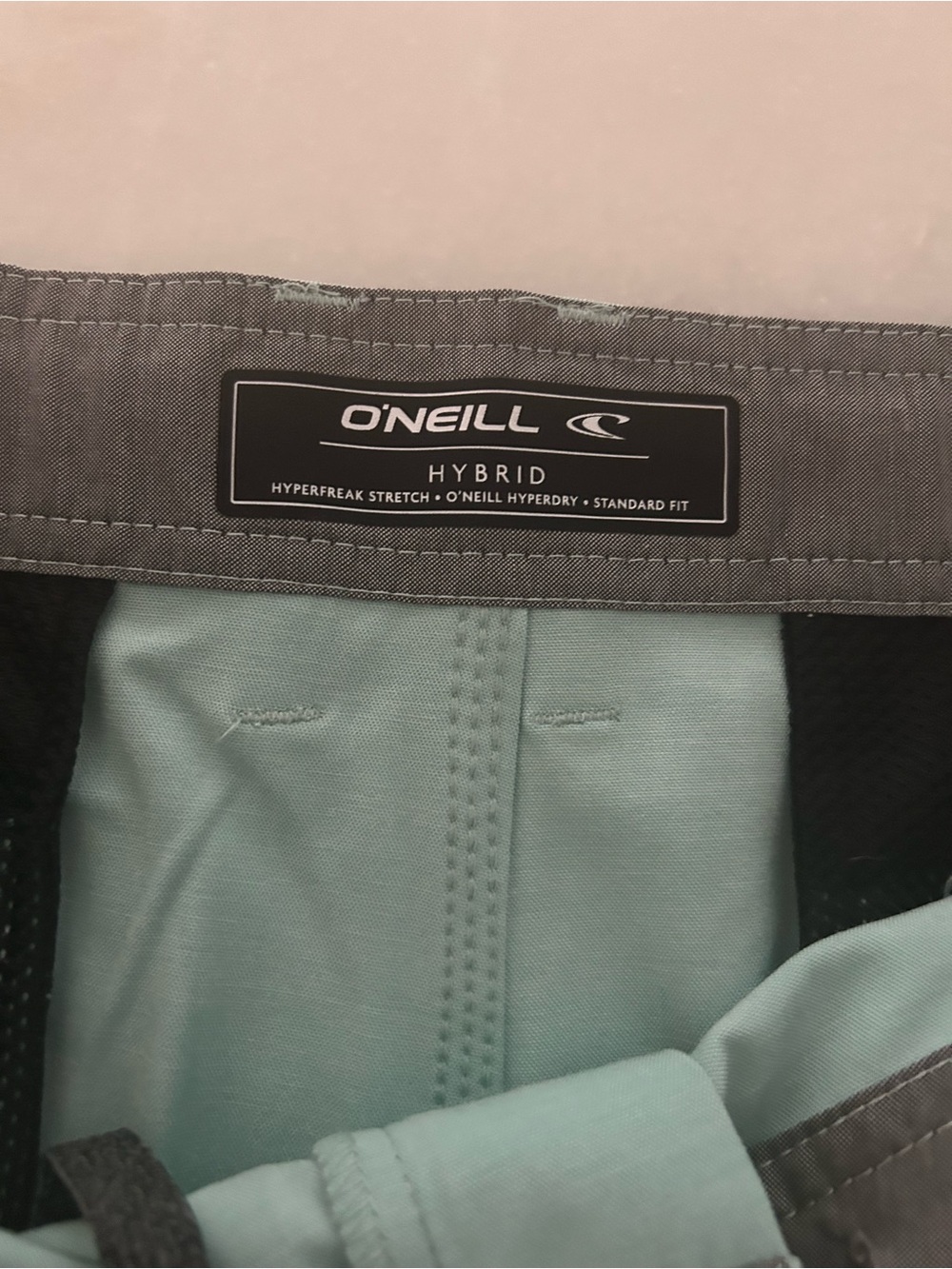 O'Neill Men's Hybrid Shorts / Size 36 / 19" Inseam / NWOT - Picture 4 of 7